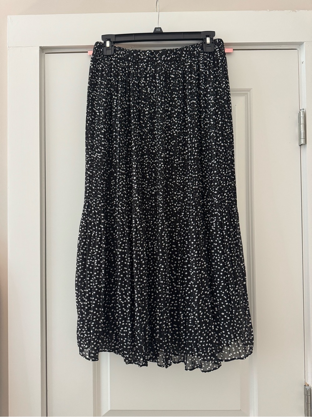 Black and white printed midi skirt
